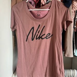 Nike top